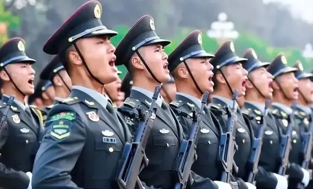 電大中專畢業參軍入伍指南：怎么做規劃？出路如何？